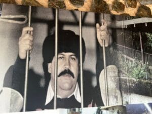 carcel donde estuvo pablo escobar