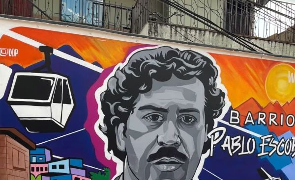 Pablo Escobar Tour Medellín with local guide